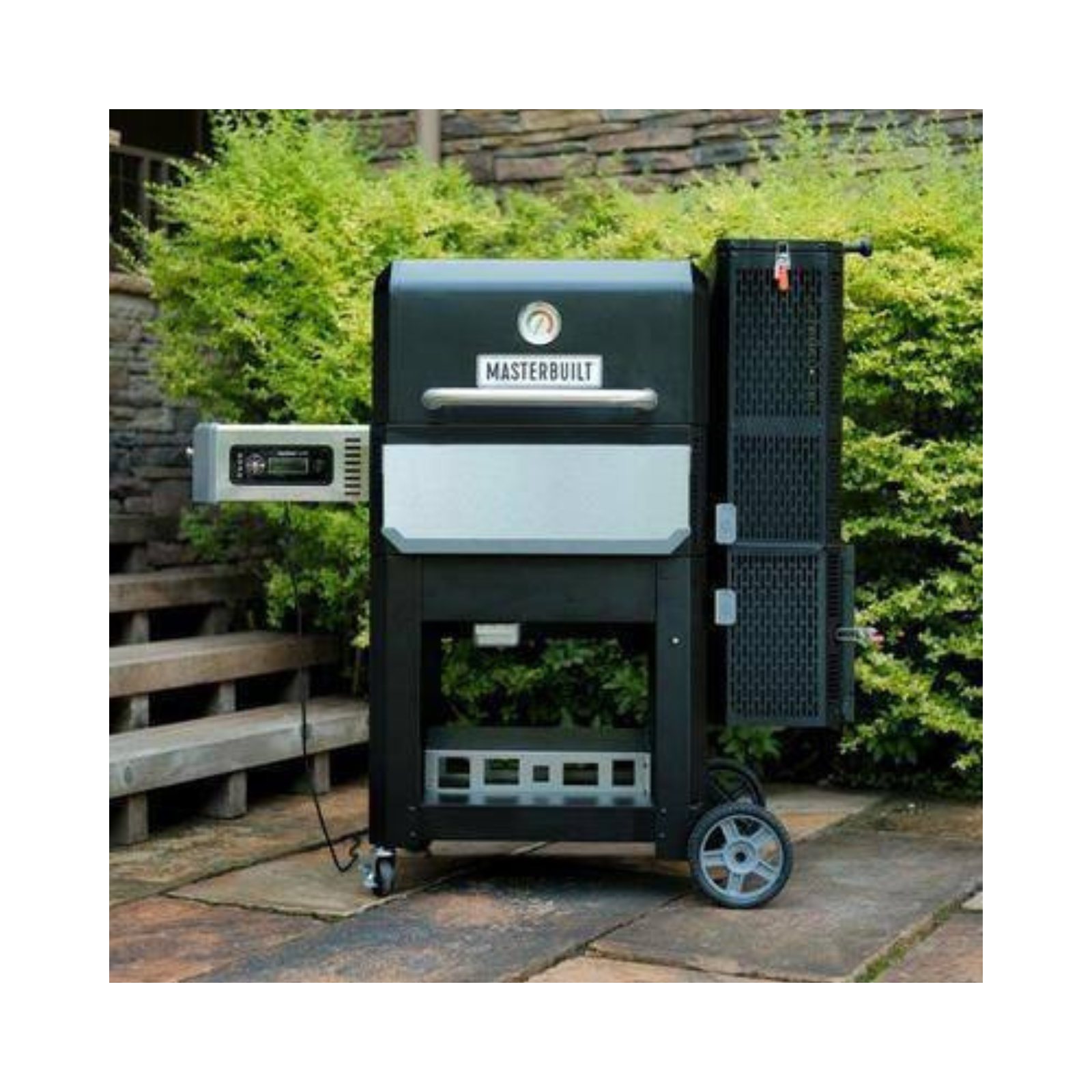 Masterbuilt Gravity Series 800 Digital Charcoal Grill + Griddle Smoker