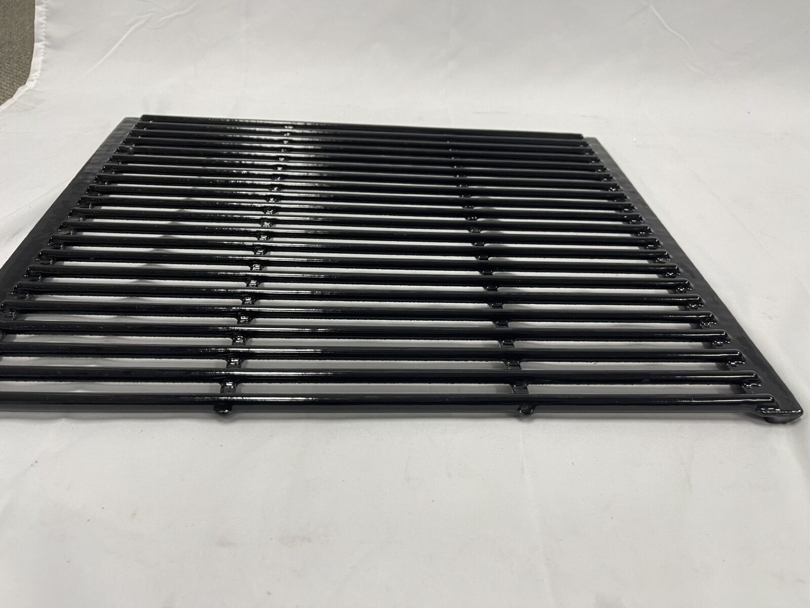 Porcelain Enamel universal  BBQ Grill 390mm x 480mm - Factory second