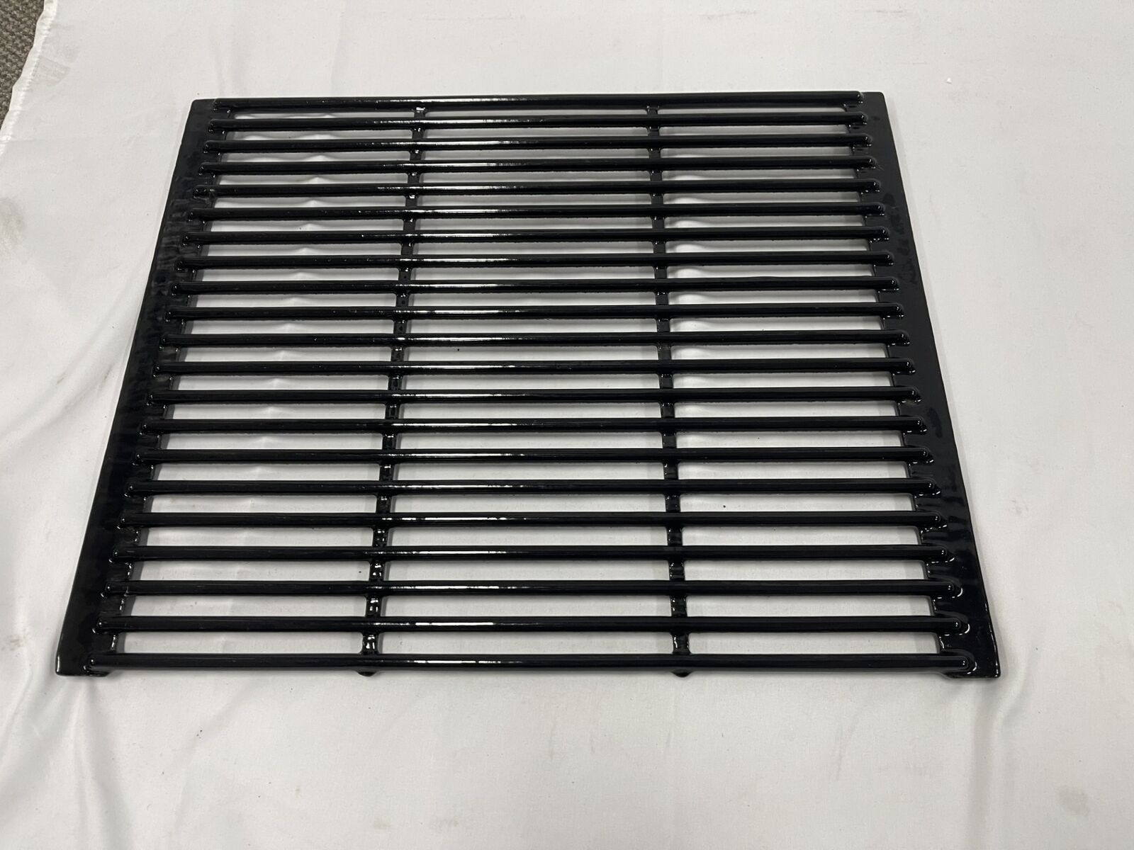 Porcelain Enamel universal  BBQ Grill 390mm x 480mm - Factory second