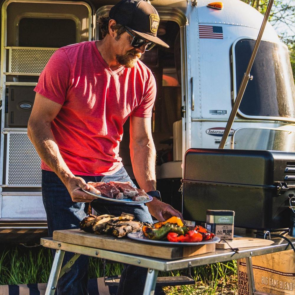 TRAEGER Ranger - Portable Pellet Grill
